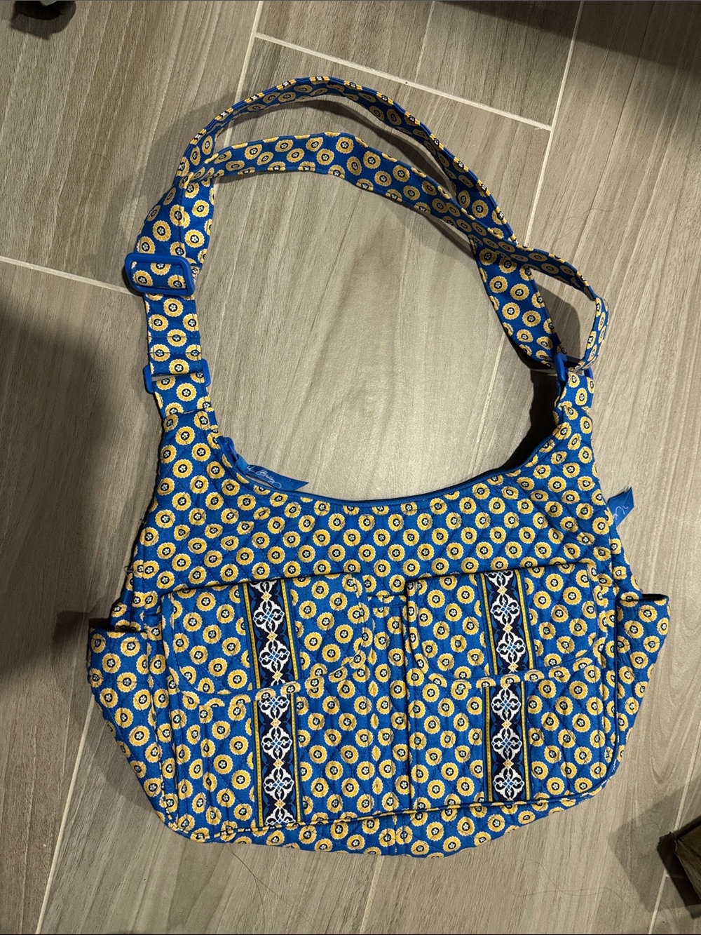 Vera Bradley Cargo Sling